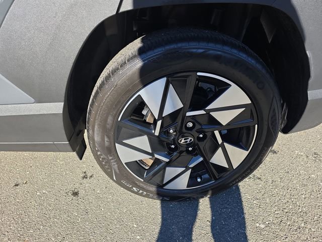 Certified 2025 Hyundai Kona SEL image 44