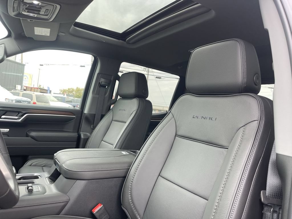 New 2026 GMC Sierra 1500 Denali AWD/4WD image 19