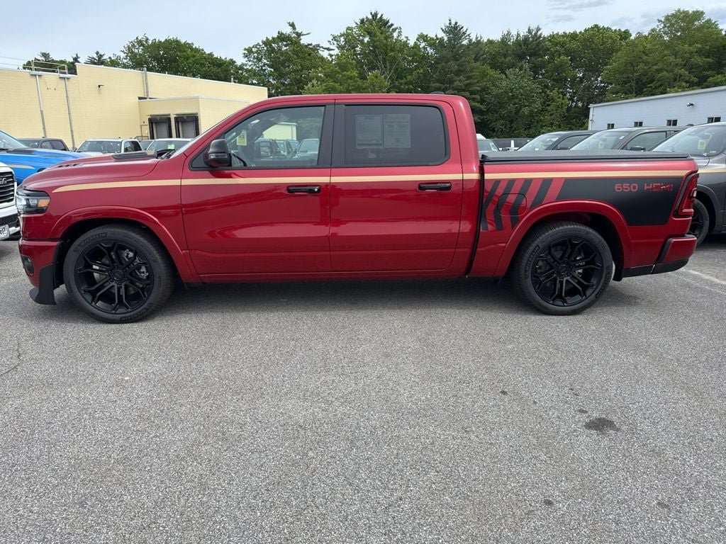 New 2026 RAM 1500 4x4 Crew Cab image 2