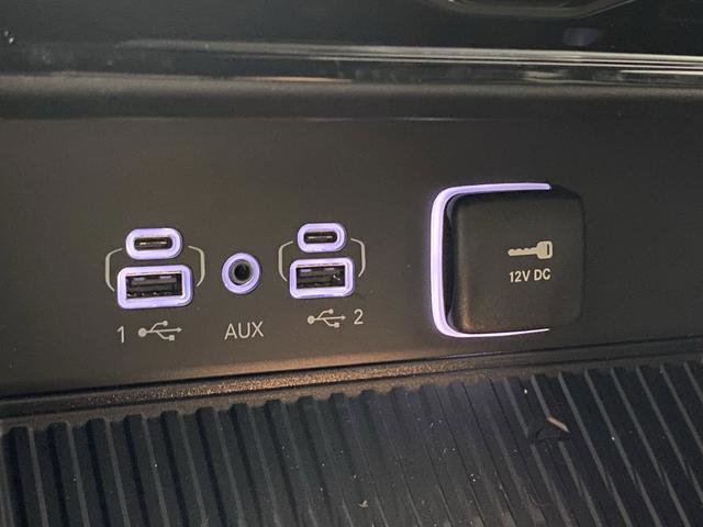 New 2026 Jeep Grand Cherokee Altitude image 24