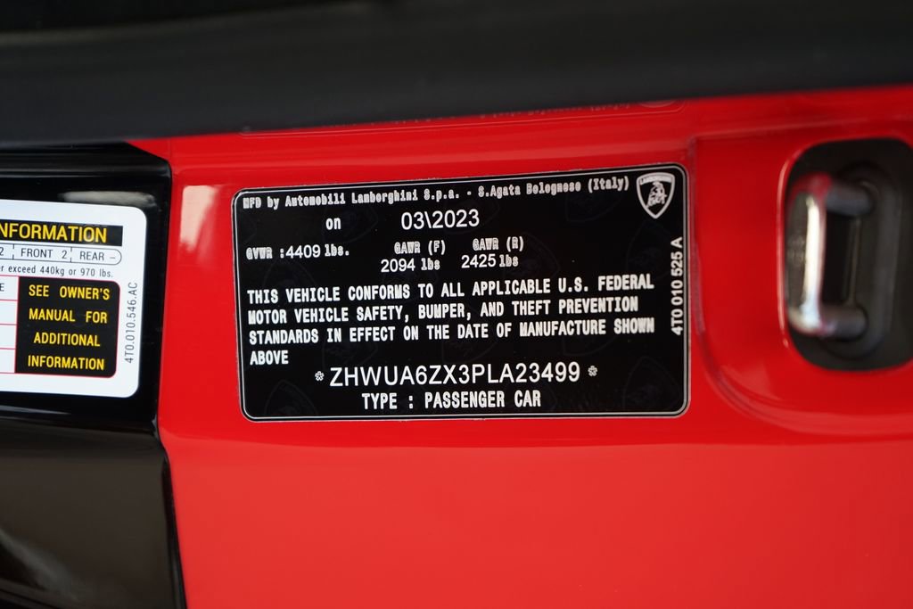 Used 2023 Lamborghini Huracan STO image 39