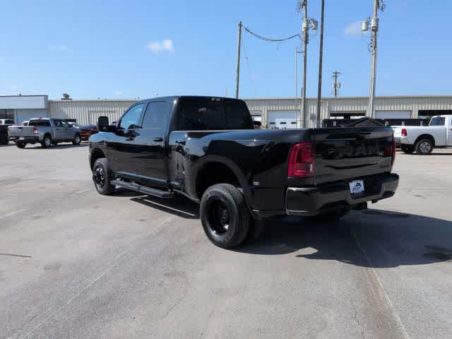 New 2026 RAM 3500 Laramie AWD/4WD image 6