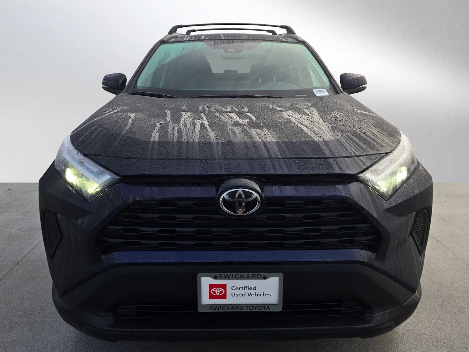 Used 2025 Toyota RAV4 XLE image 8