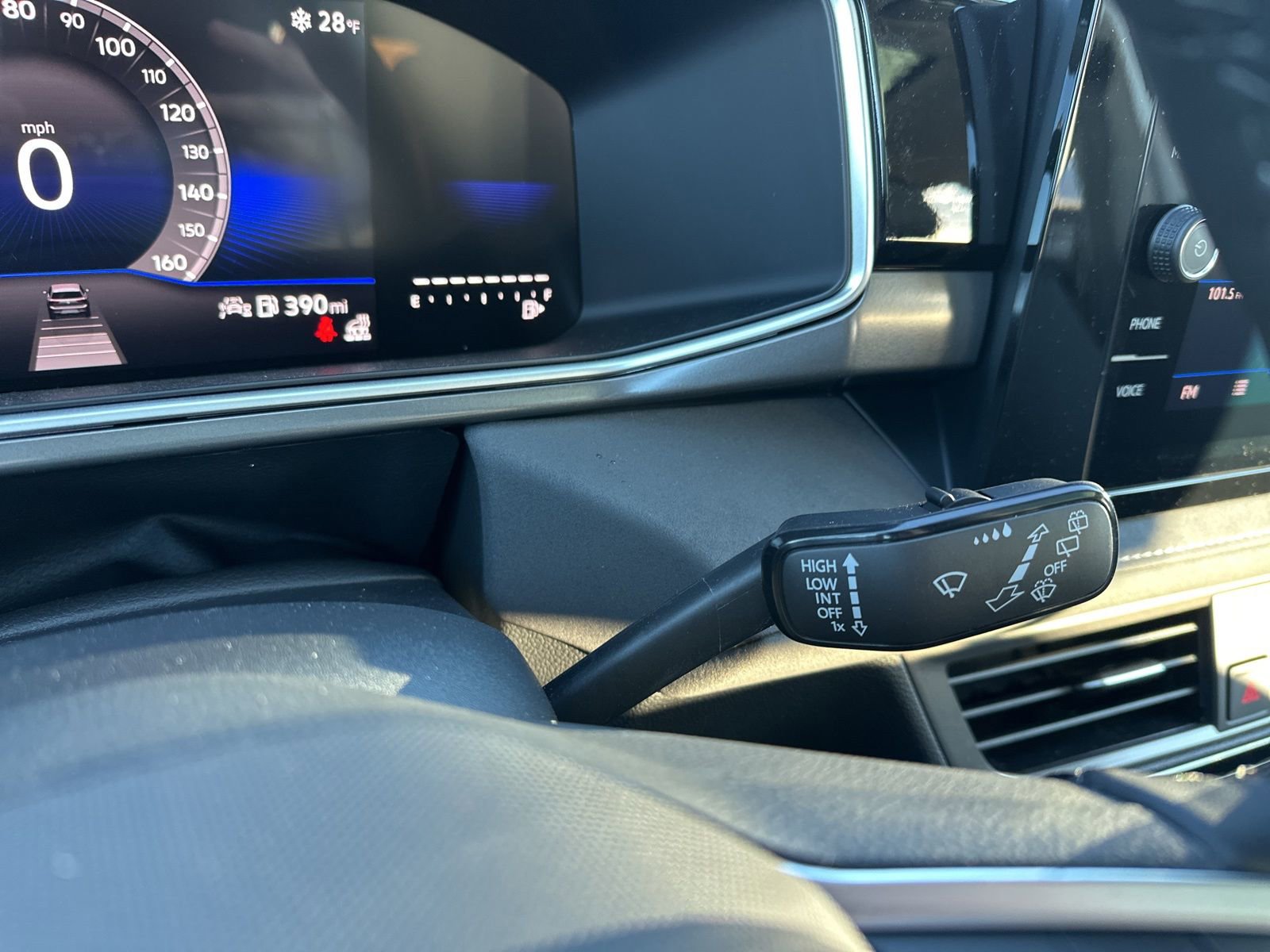 New 2026 Volkswagen Taos SE image 41