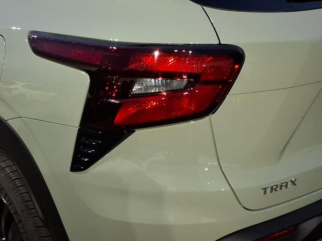 New 2026 Chevrolet Trax ACTIV w/ Driver Confidence Package image 9