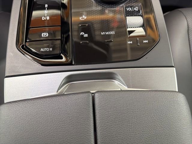 Used 2025 BMW iX xDrive50 w/ Premium Package image 38