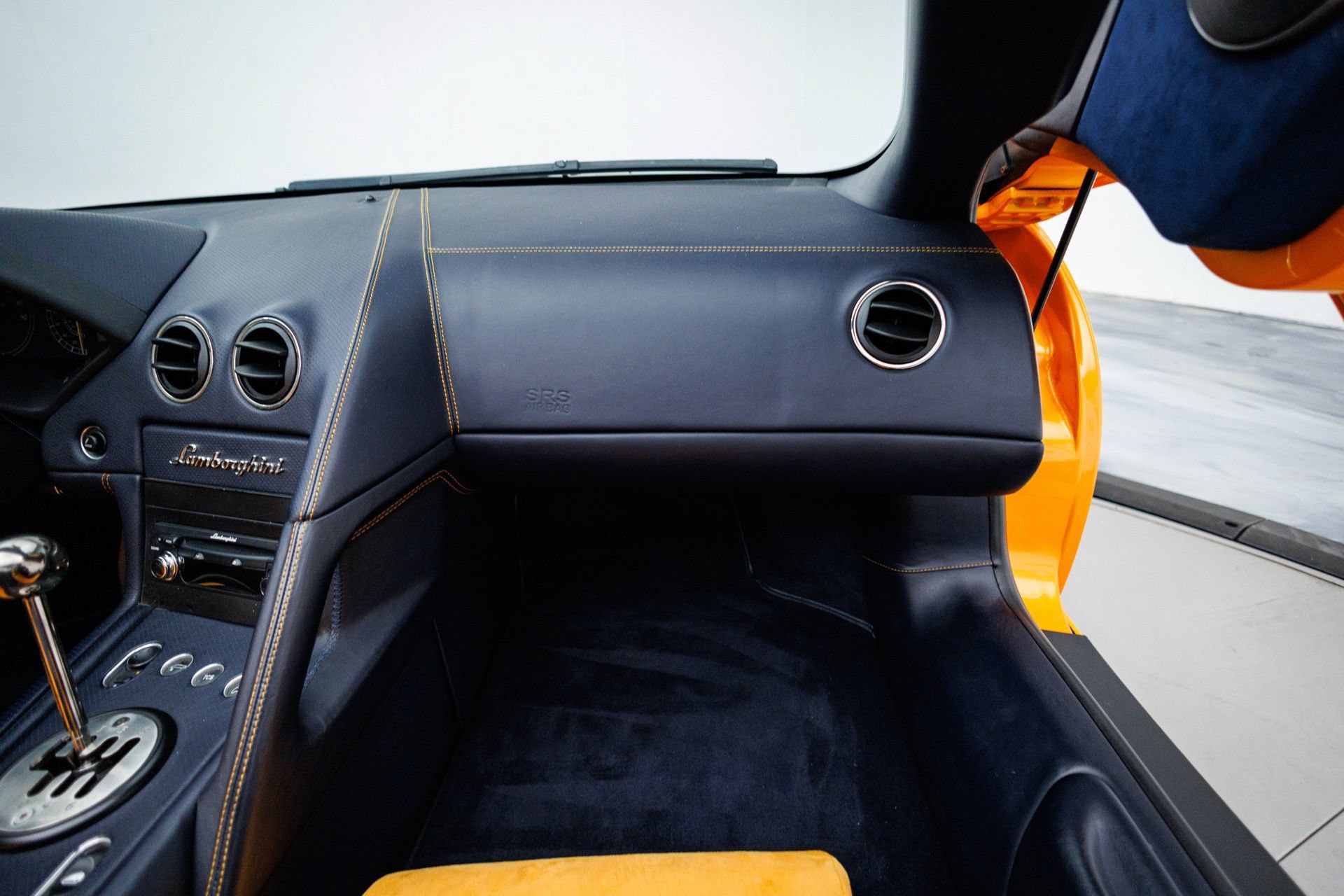Used 2005 Lamborghini Murcielago Roadster AWD/4WD image 43