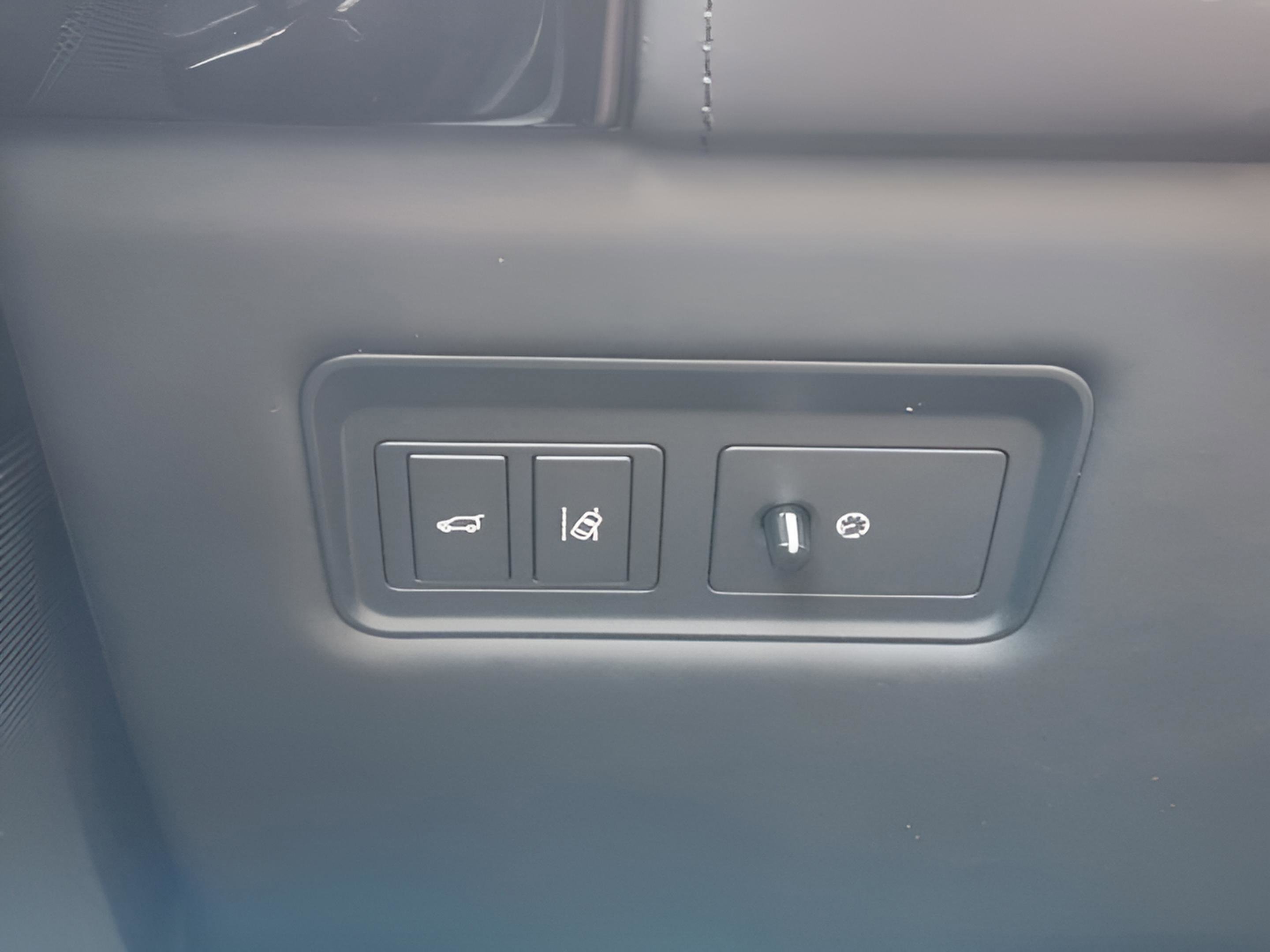 Used 2017 Land Rover Range Rover SV Autobiography Dynamic image 17