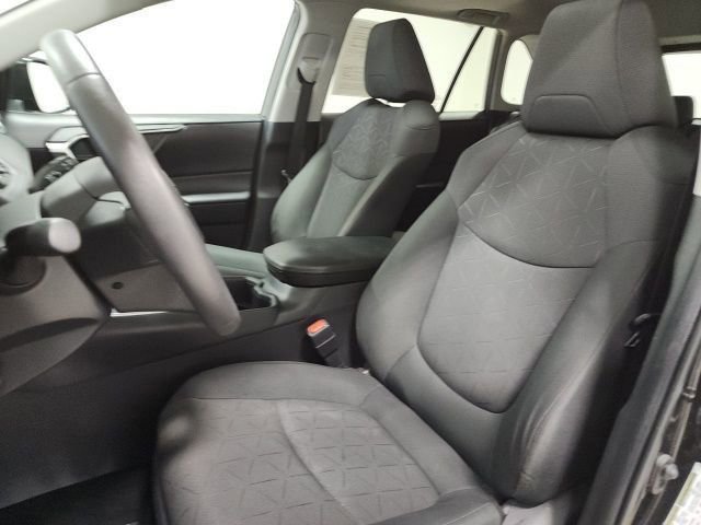 Used 2024 Toyota RAV4 XLE w/ Convenience Package image 22
