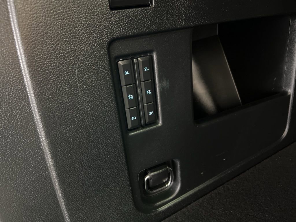 Used 2021 Ford Expedition XLT image 33