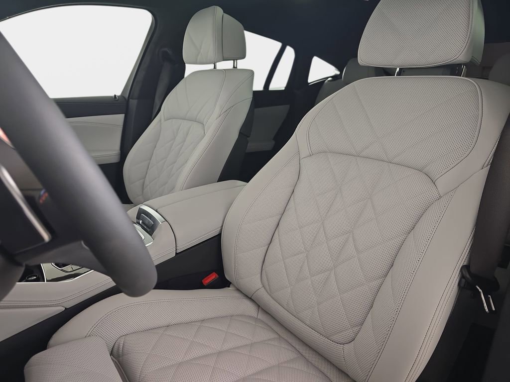 New 2027 BMW X6 M60i AWD/4WD image 15