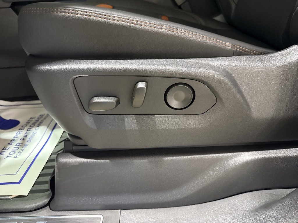 New 2026 GMC Sierra 3500 AT4 w/ AT4 Premium Plus Package image 19