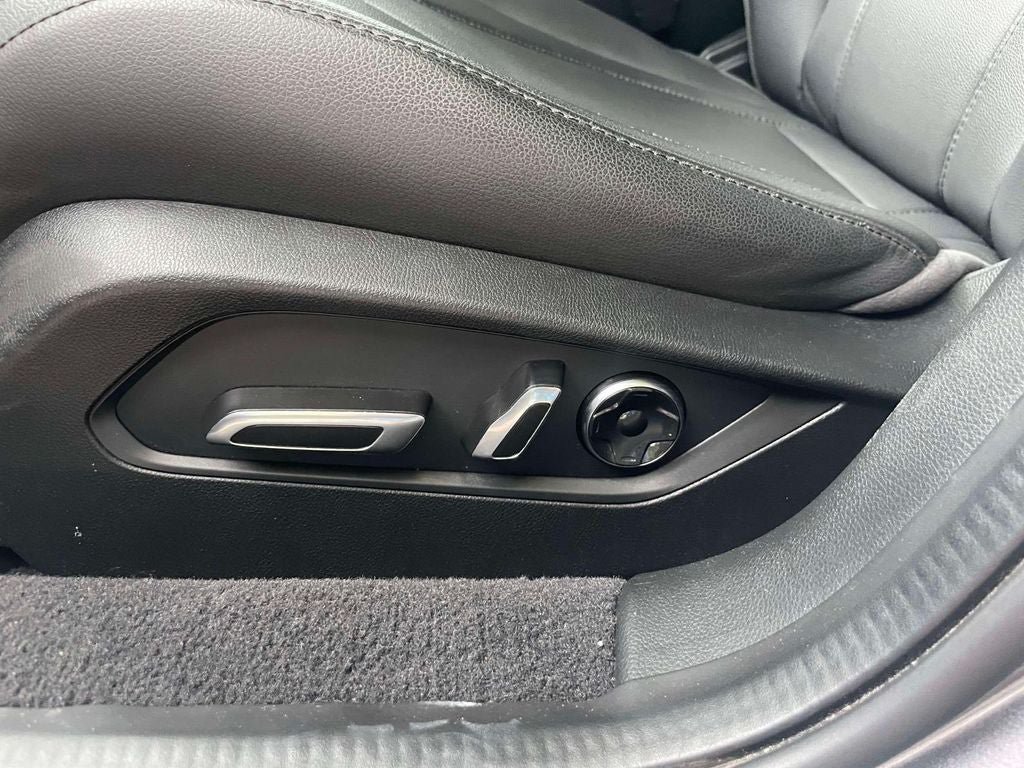 Used 2021 Acura TLX FWD image 17