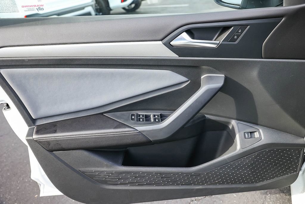 New 2026 Volkswagen Jetta SE image 33