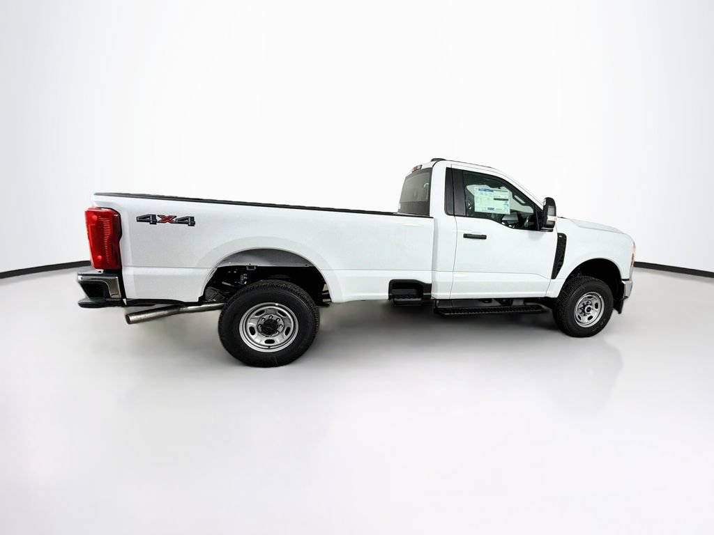 New 2027 Ford F350 XL w/ XL Driver Assist Package AWD/4WD image 4