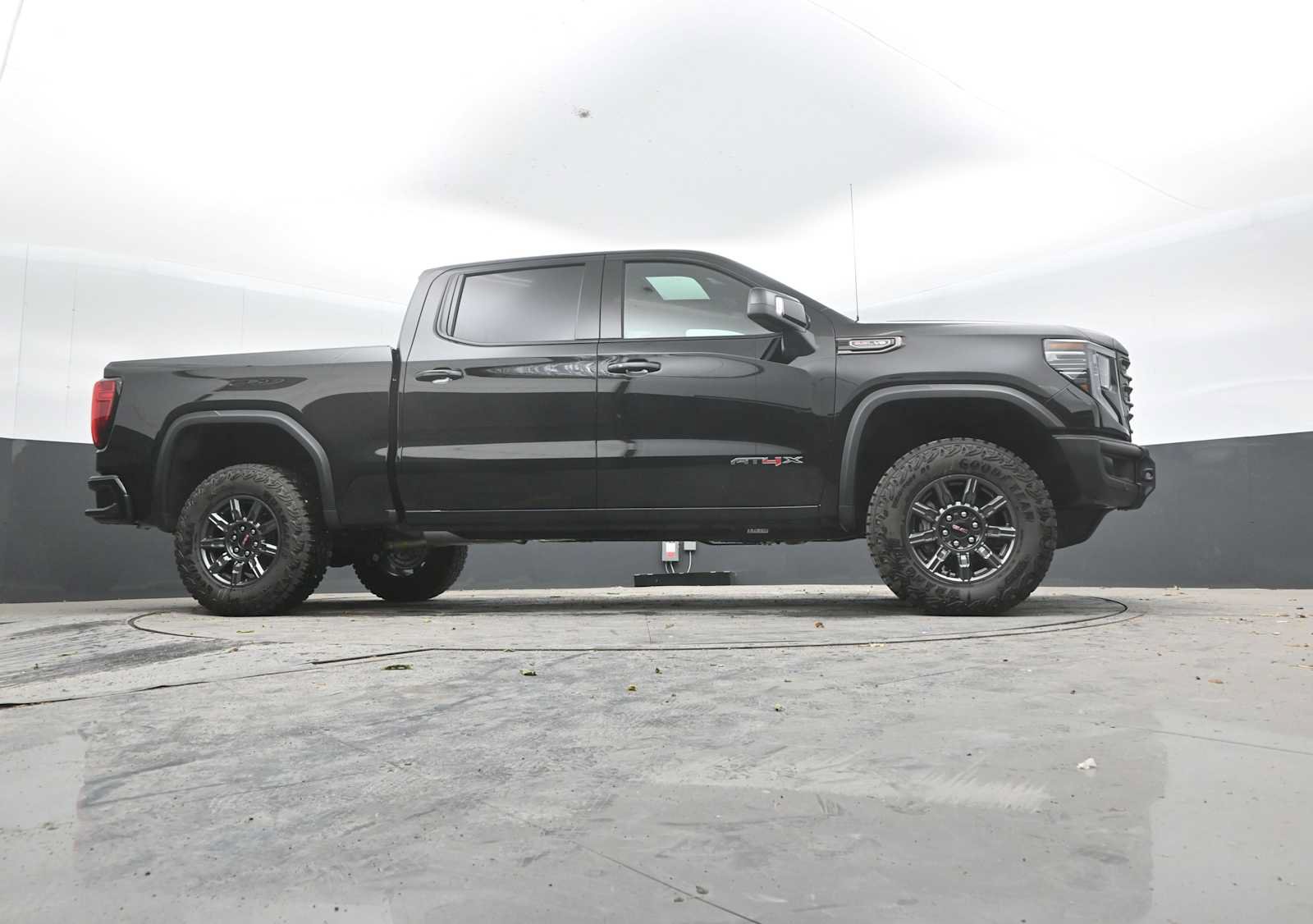 New 2026 GMC Sierra 1500 AT4X AWD/4WD image 44