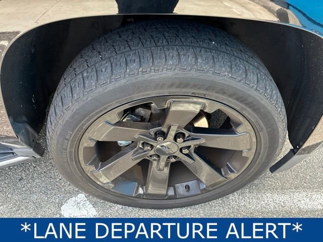 Used 2018 Chevrolet Tahoe Premier AWD/4WD image 7