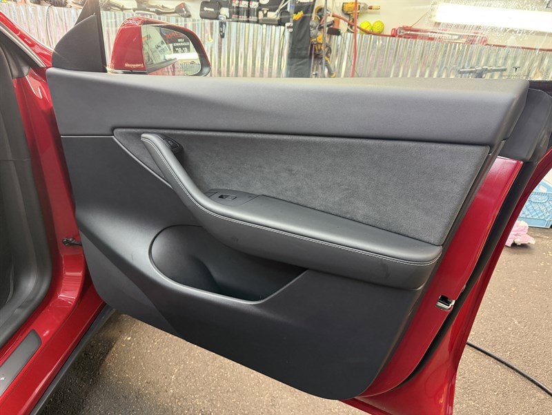 Used 2022 Tesla Model Y Performance image 26