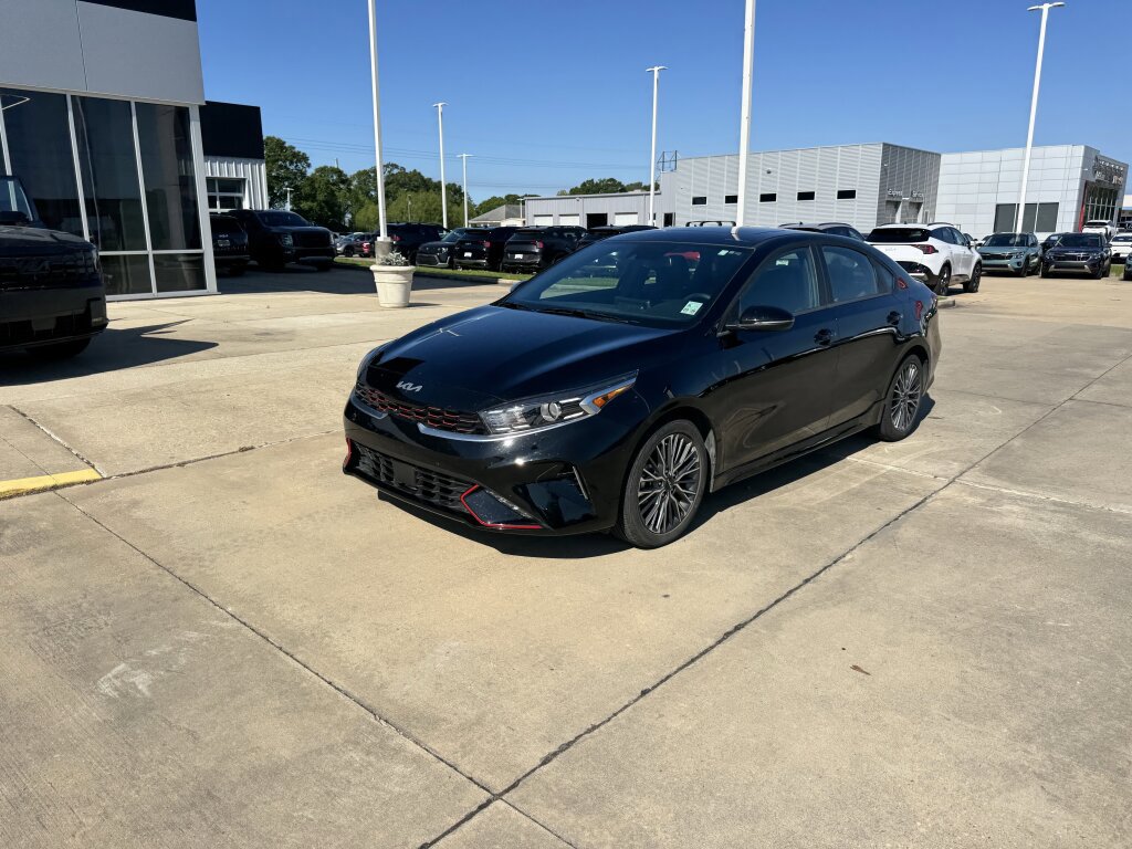 Certified 2024 Kia Forte GT-Line w/ GT-Line Premium Package image 3