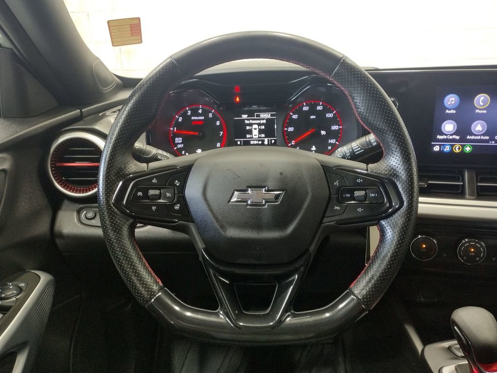 Used 2024 Chevrolet Trax RS FWD image 33