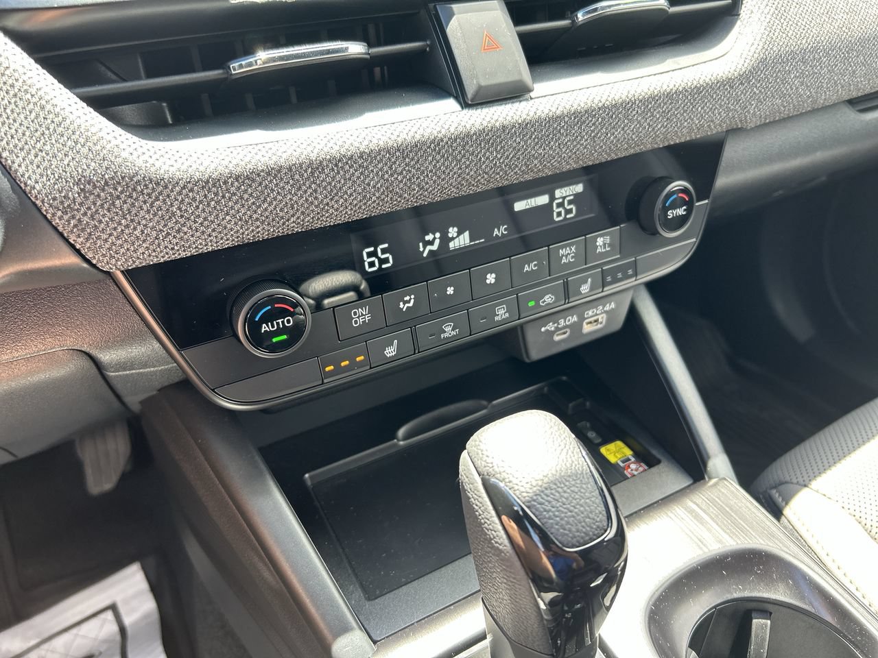 Used 2026 Subaru Outback Limited AWD/4WD image 28