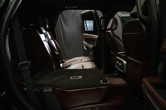 Used 2022 Ford Expedition Limited image 18