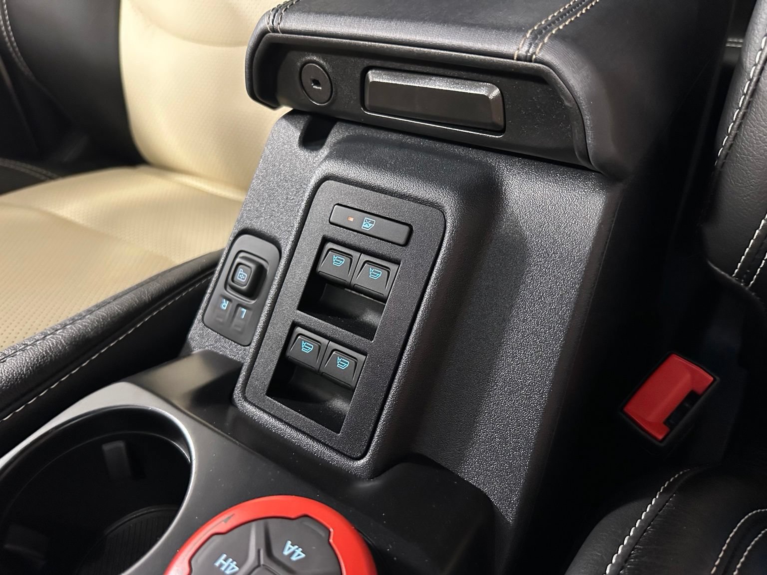 Used 2026 Ford Bronco Raptor AWD/4WD image 38