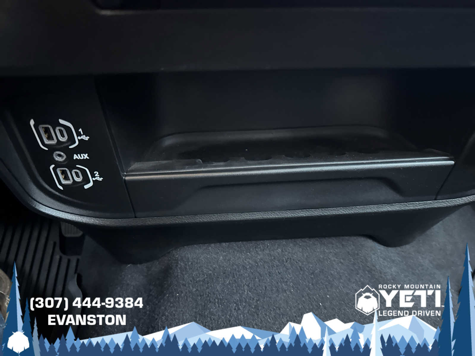 Used 2024 RAM 3500 Laramie image 35