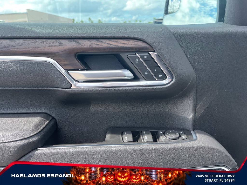 New 2026 GMC Sierra 1500 SLT w/ SLT Premium Package AWD/4WD image 22