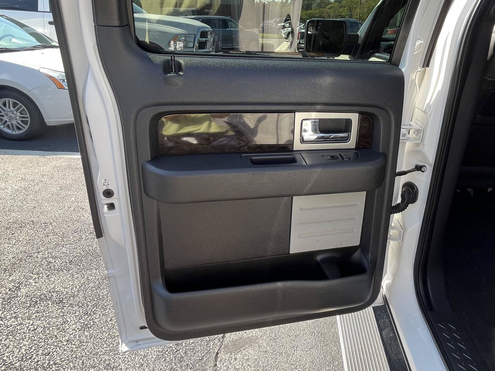 Used 2013 Ford F150 Platinum RWD image 31