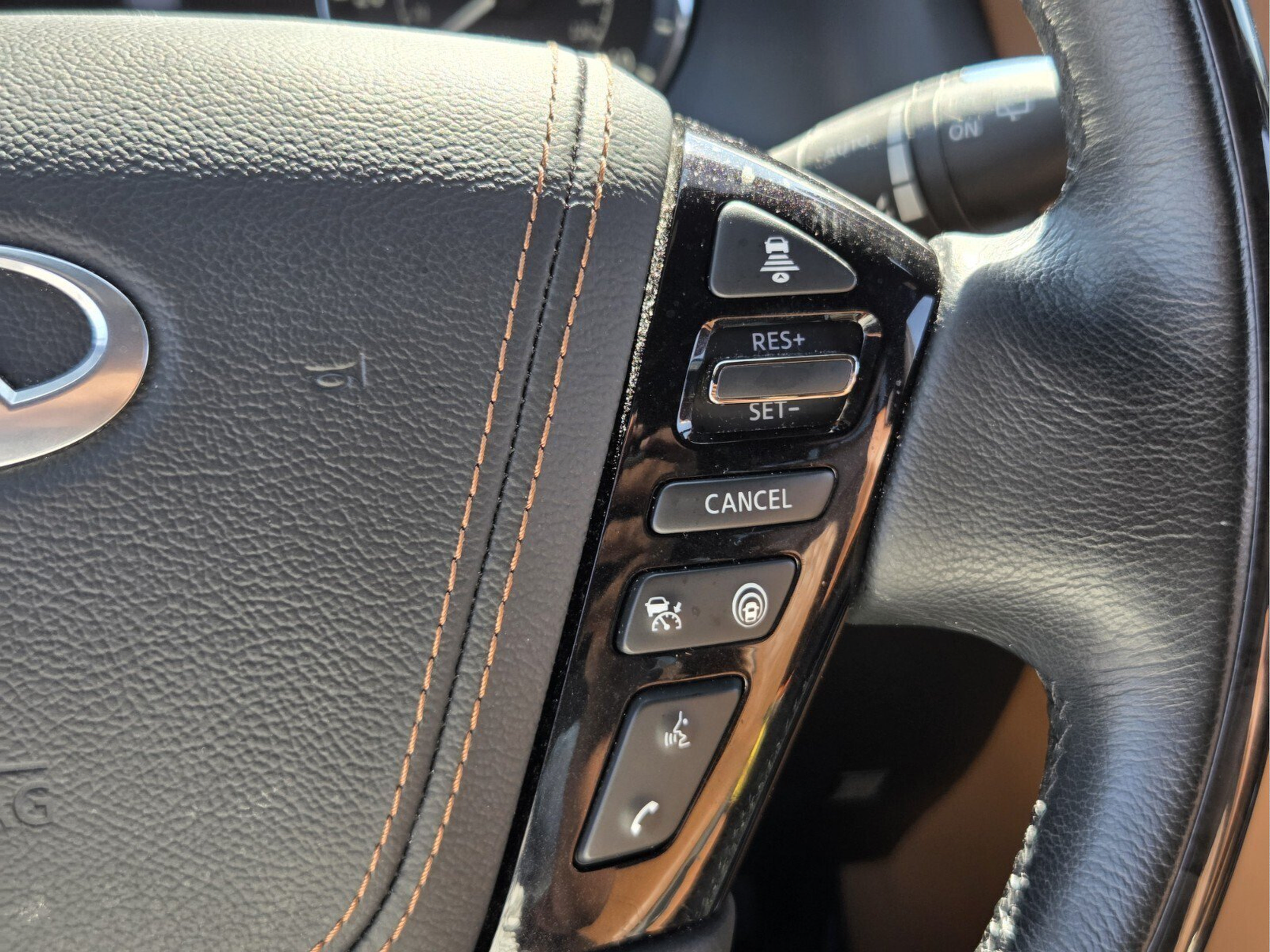 Used 2023 INFINITI QX80 Sensory w/ Cargo Package AWD/4WD image 24