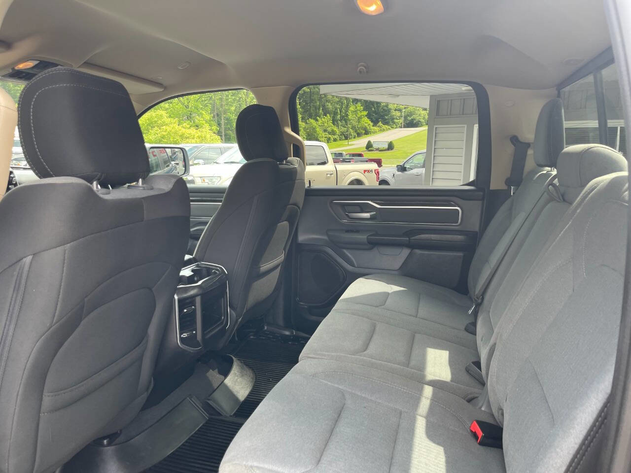 Used 2019 RAM 1500 Big Horn image 29