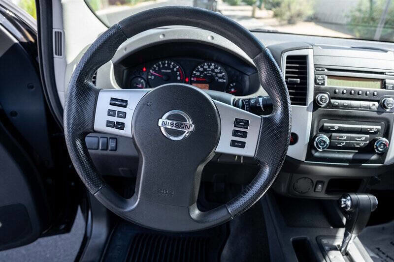 Used 2014 Nissan Frontier S RWD image 11