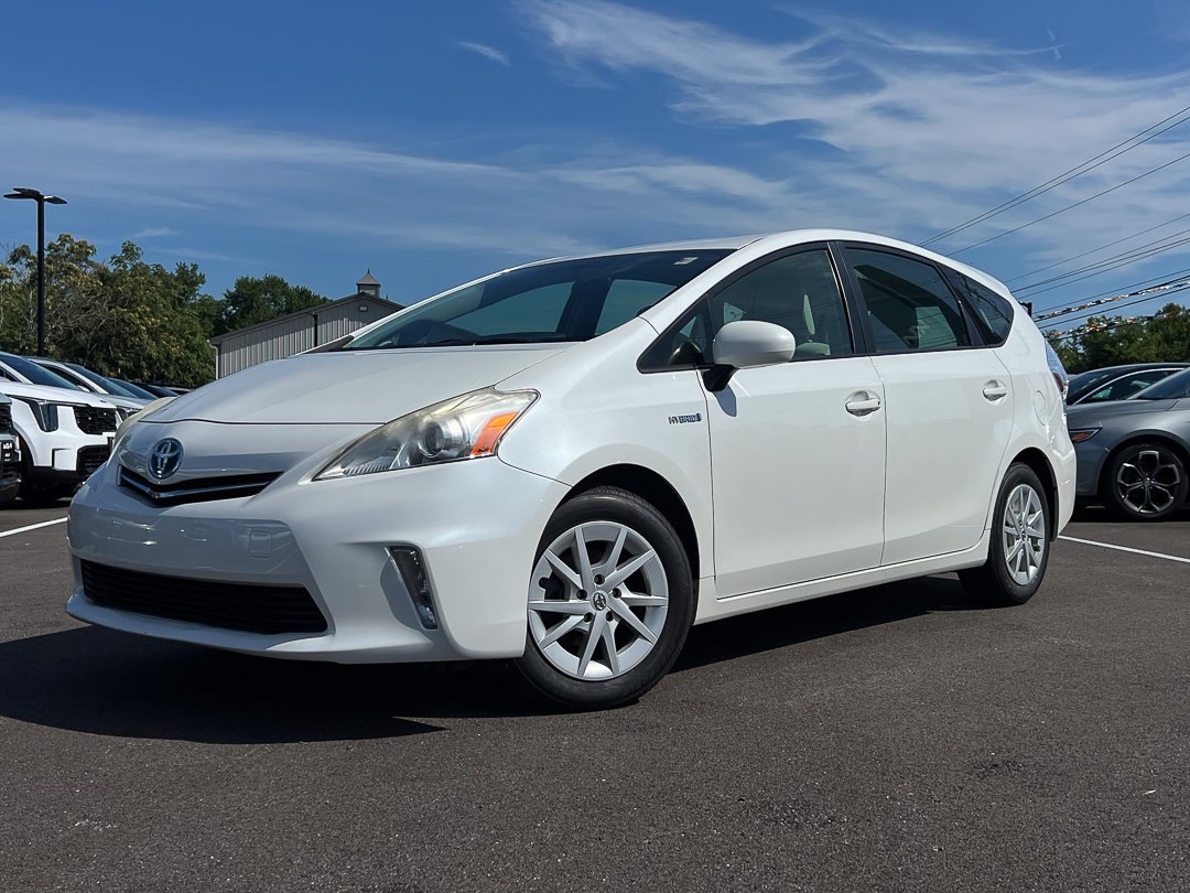 Used 2013 Toyota Prius V Three FWD image 12