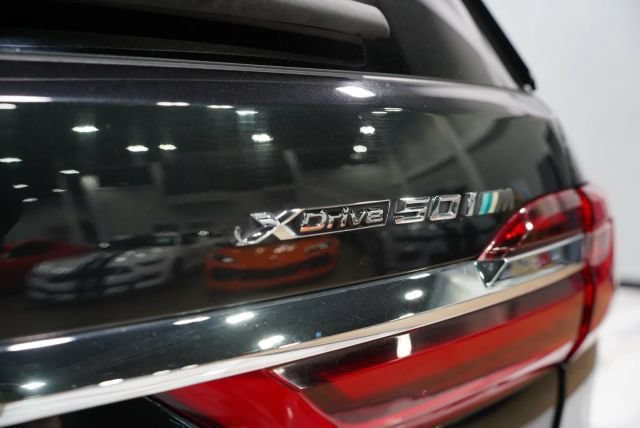 Used 2019 BMW X7 xDrive50i w/ Dynamic Handling Package AWD/4WD image 9
