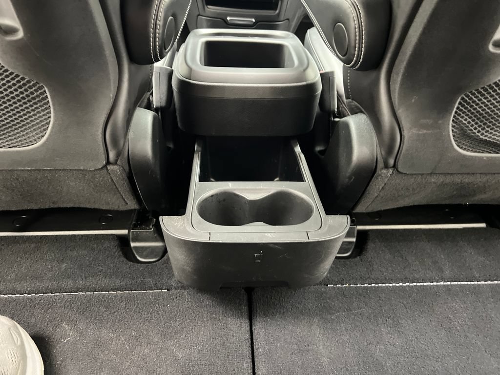 Used 2025 Chrysler Pacifica Select FWD image 26