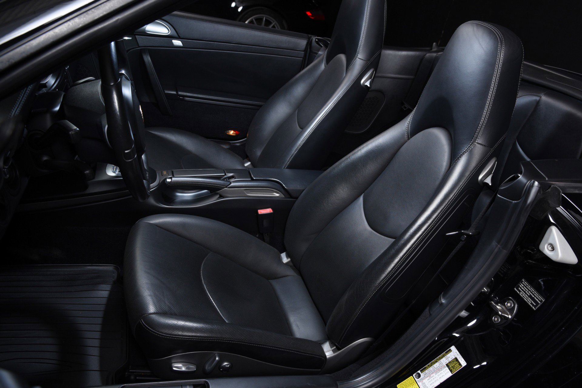 Used 2012 Porsche 911 Carrera 4 image 6