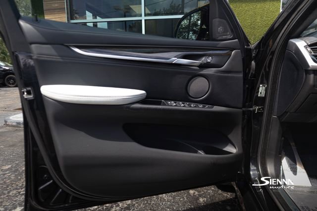 Used 2019 BMW X6 M w/ Executive Package image 22