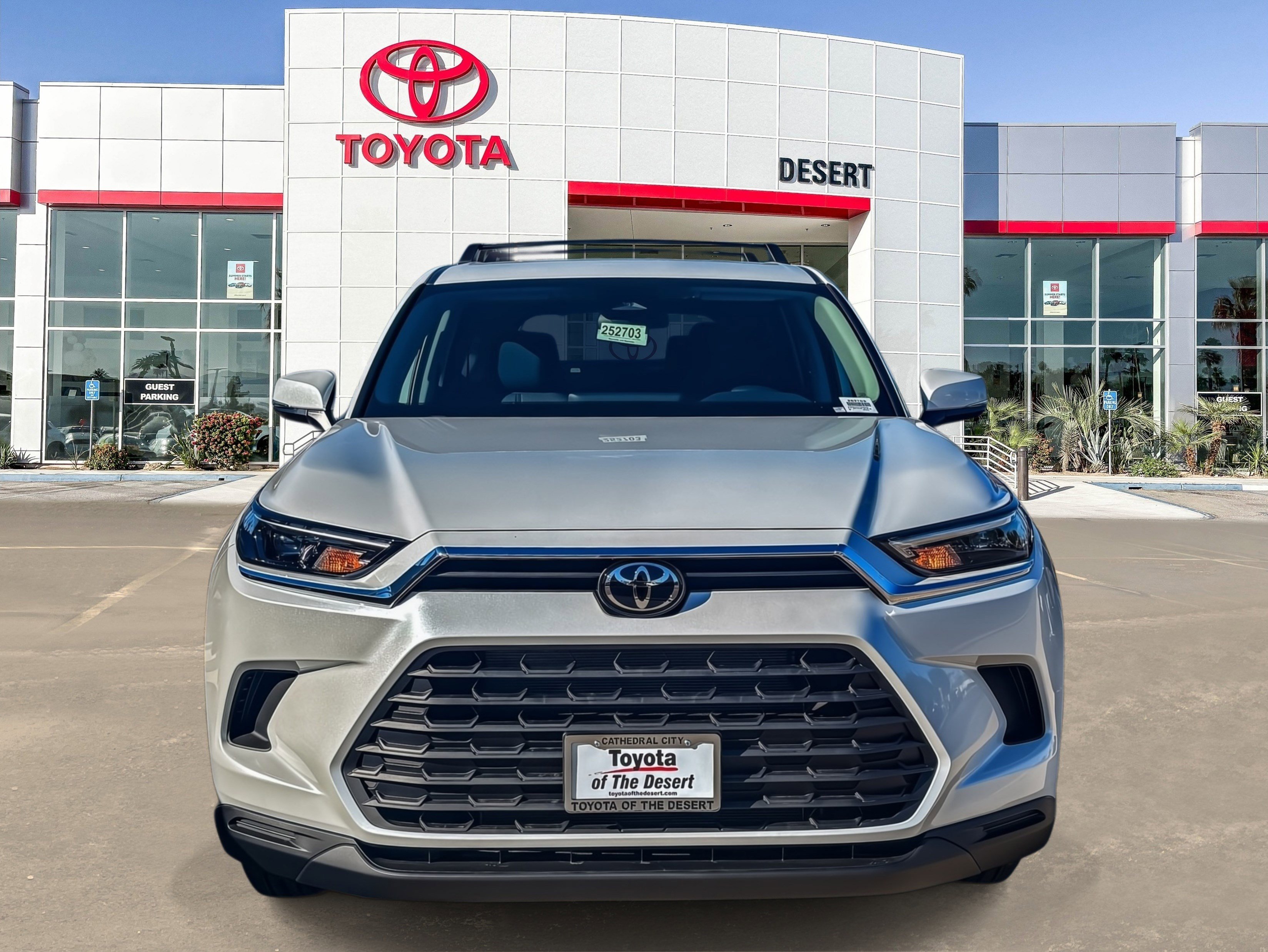 New 2026 Toyota Grand Highlander LE image 2