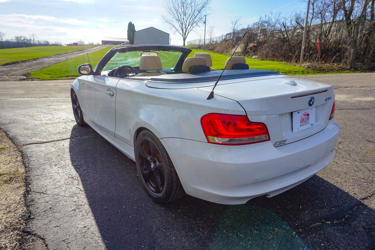 Used 2012 BMW 128i Convertible RWD image 37