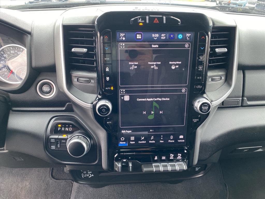 Used 2024 RAM 2500 Big Horn w/ Night Edition AWD/4WD image 11