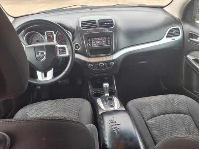 Used 2017 Dodge Journey SE w/ Flexible Seating Group FWD image 5