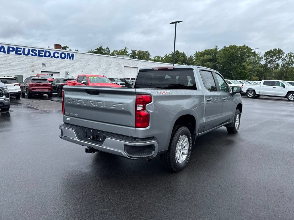 Used 2024 Chevrolet Silverado 1500 LT AWD/4WD image 3