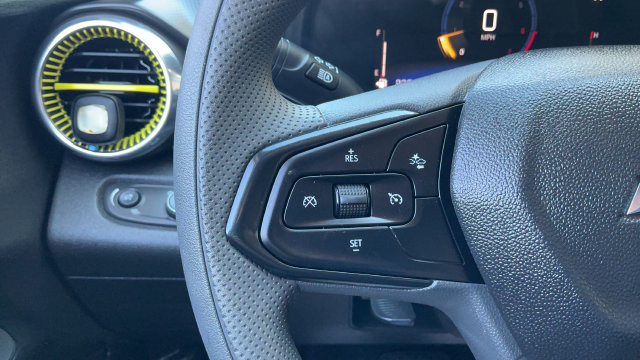 Used 2026 Chevrolet Trax LT FWD image 11