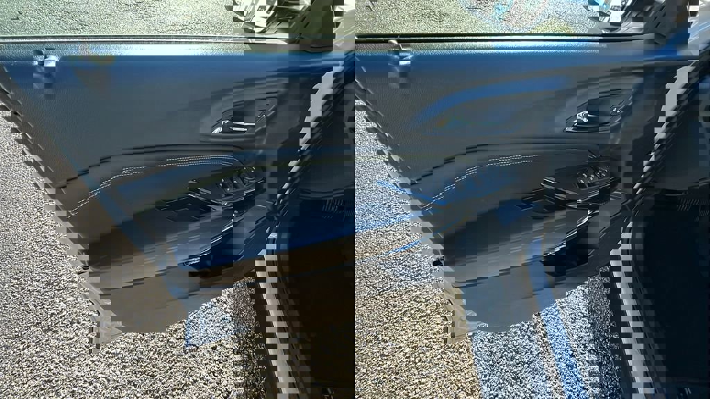 New 2026 Chevrolet Trax ACTIV w/ Sunroof Package image 11