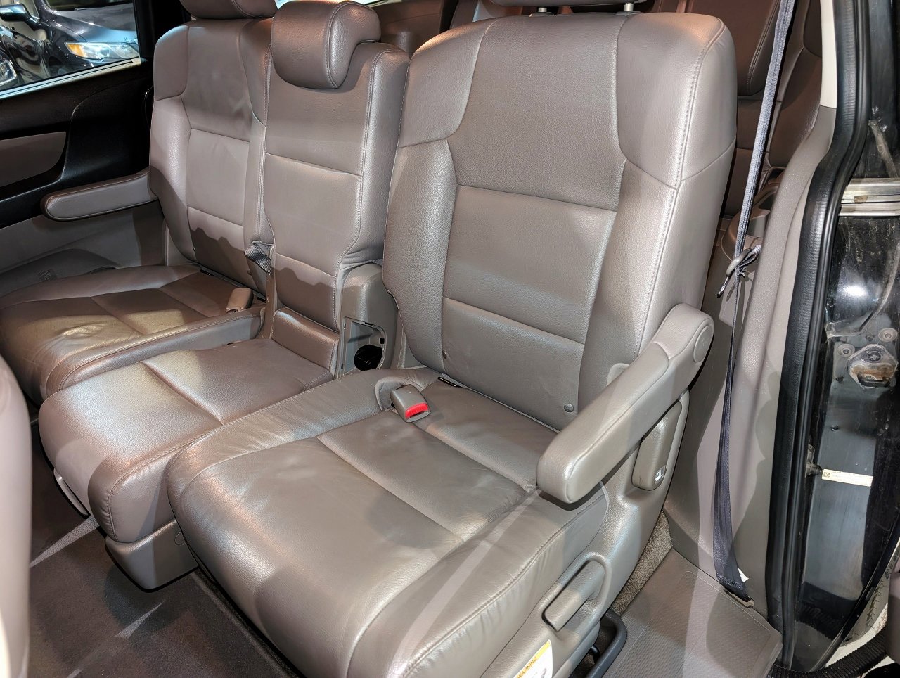 Used 2014 Honda Odyssey EX-L image 21