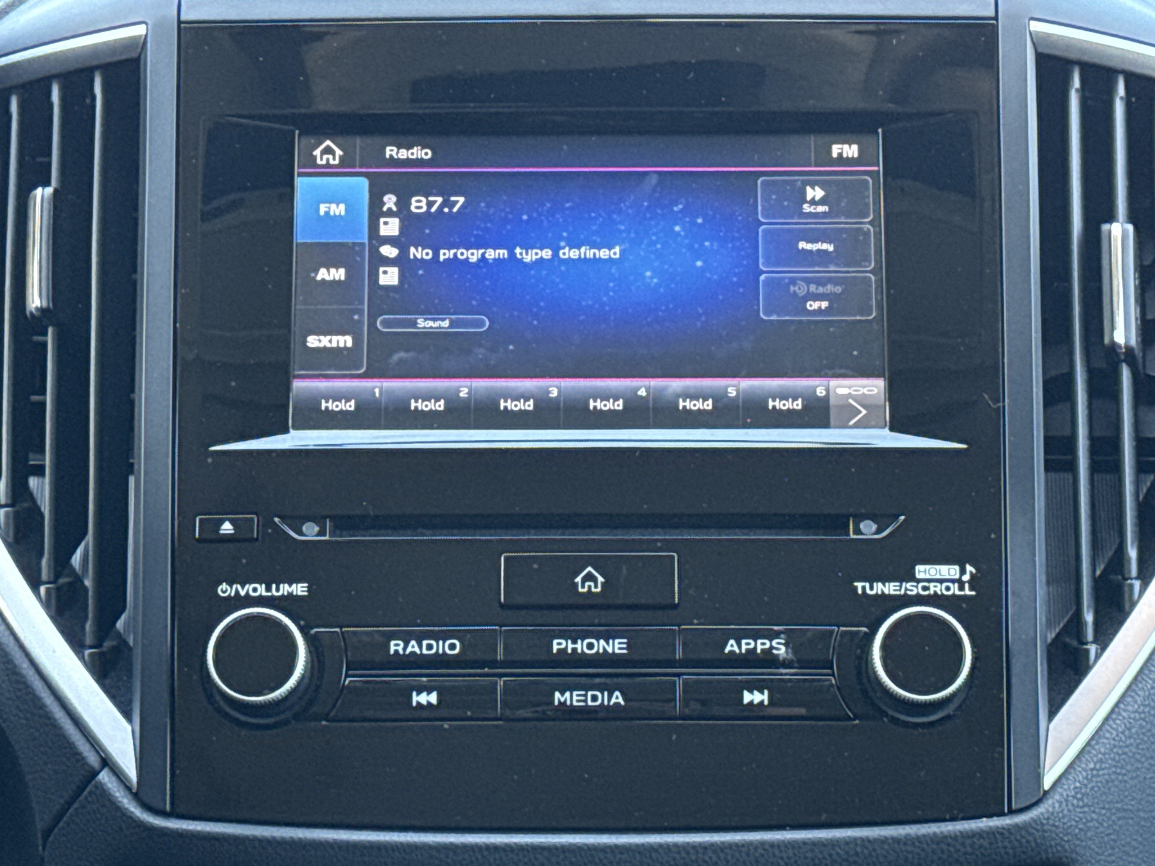 Used 2022 Subaru Forester Premium AWD/4WD image 24