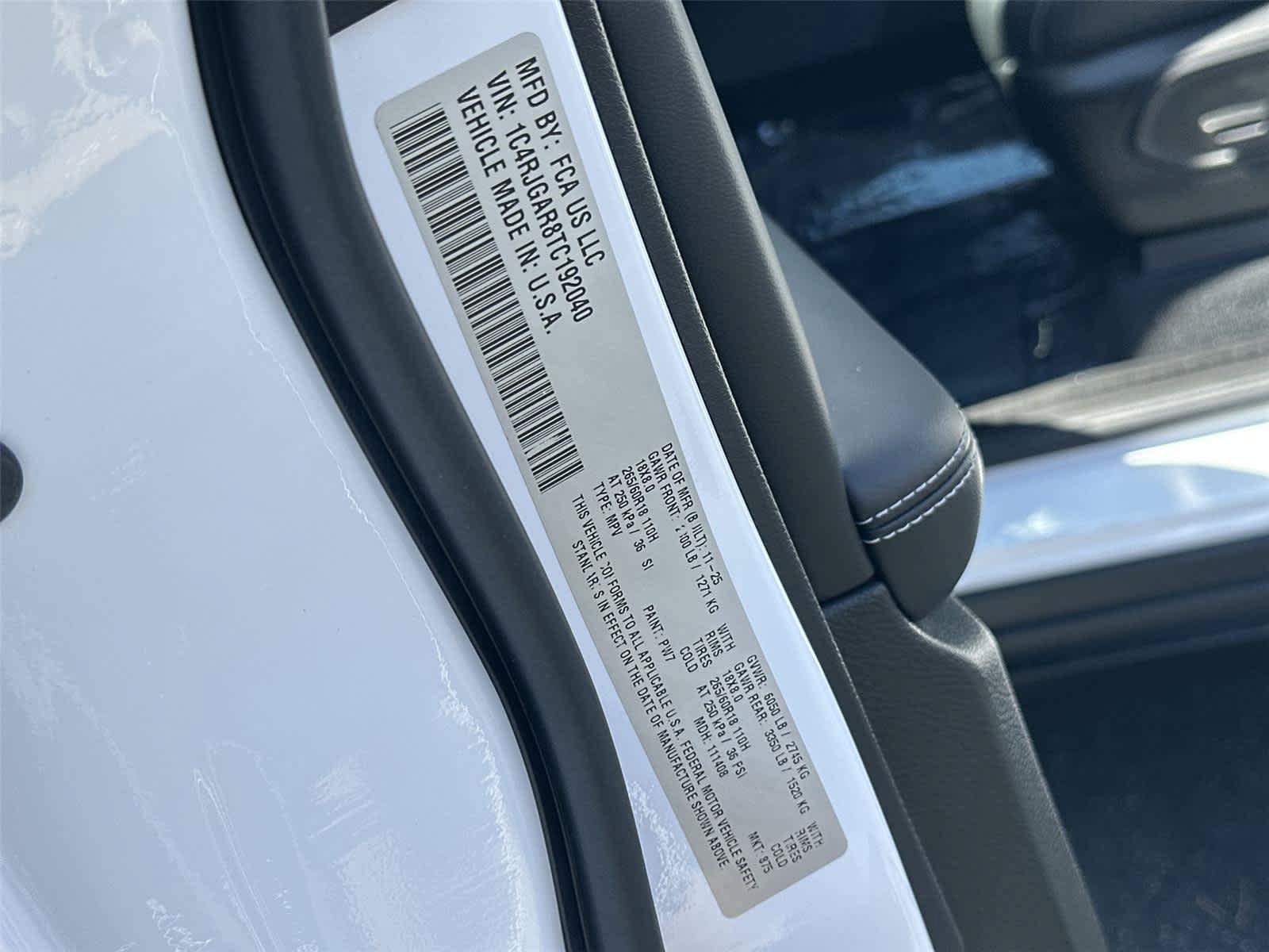 Used 2026 Jeep Grand Cherokee Altitude RWD image 23