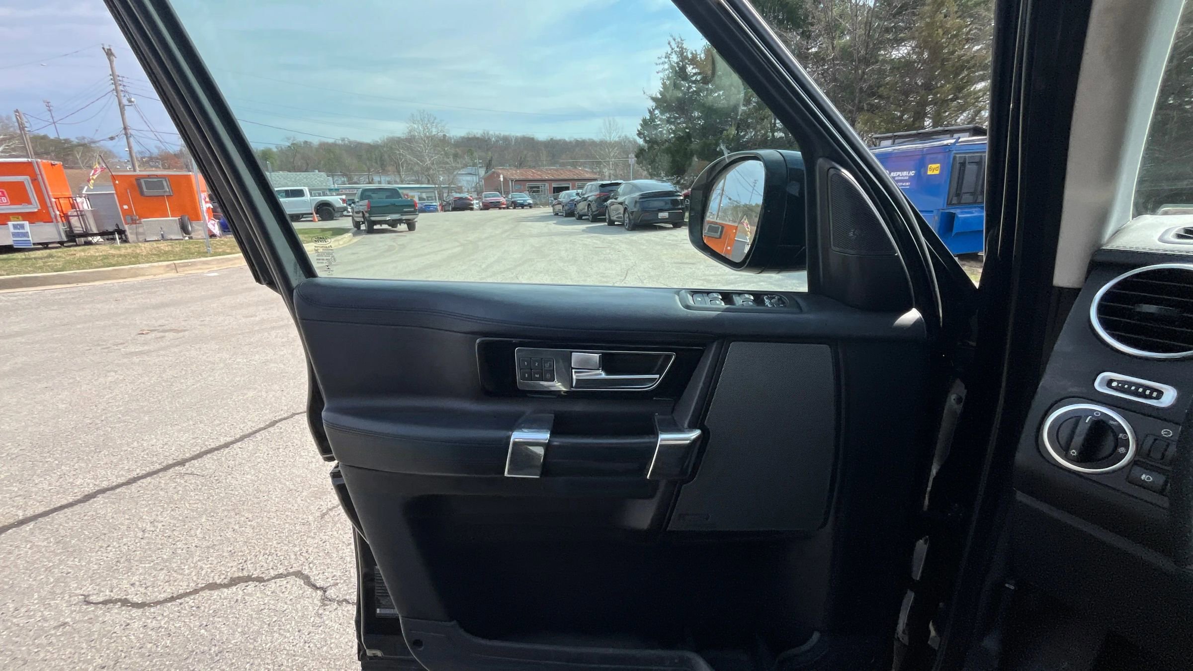 Used 2016 Land Rover LR4 HSE LUX image 20