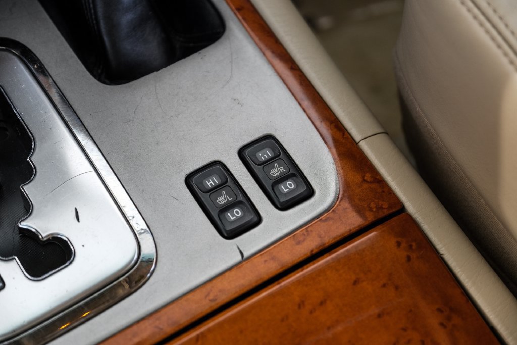 Used 2005 Lexus LX 470 4WD image 21